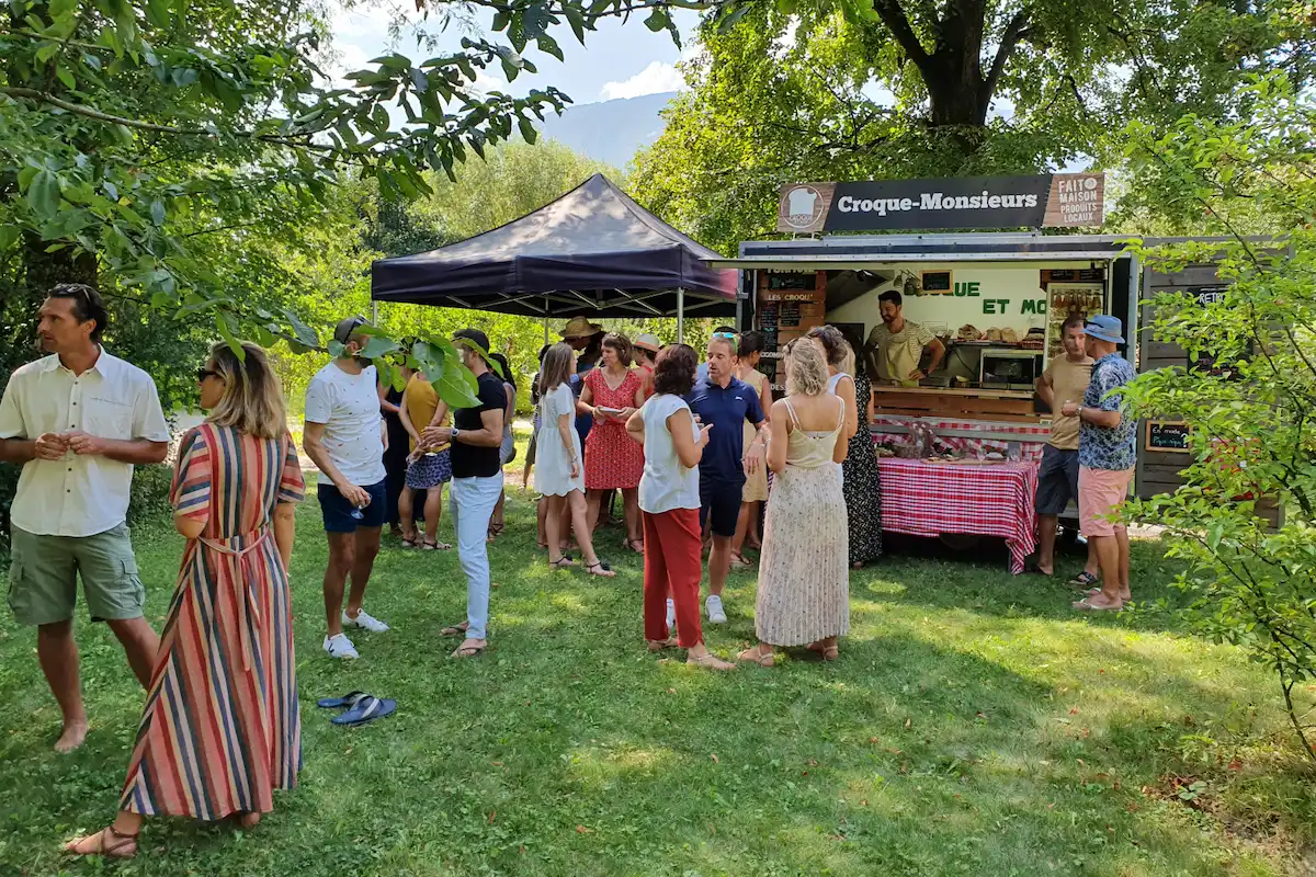 Un food truck pour une réception intimiste